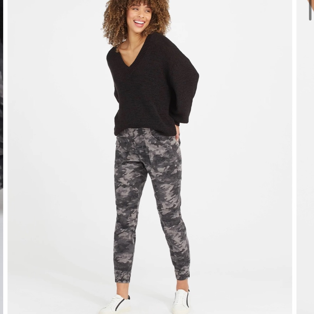 Spanx cargo joggers